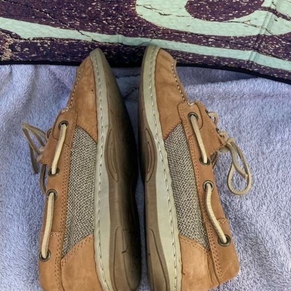 White Mountain Tan Leather Deck Shoes - Picture 4 of 6